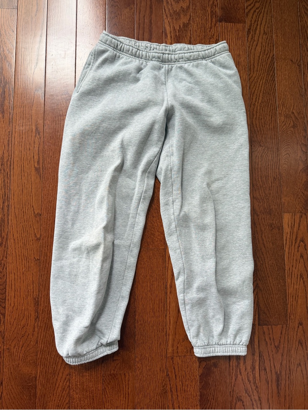 Aritzia Light Gray Elastic Waist Joggers